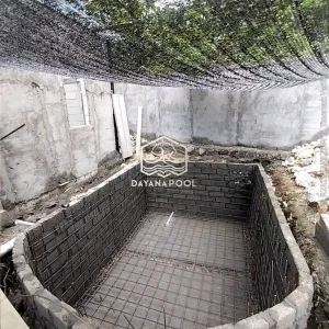 proses gelaran awal kolam renang