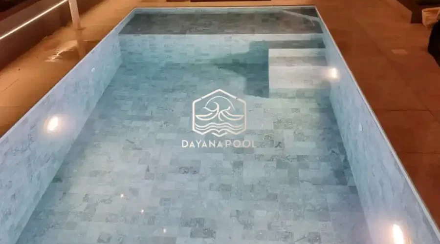 cahaya kolam renang