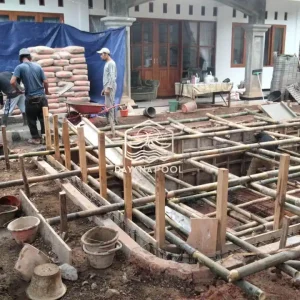 begisting kayu kolam renang