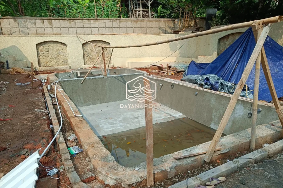 proses waterprofing kolam renang