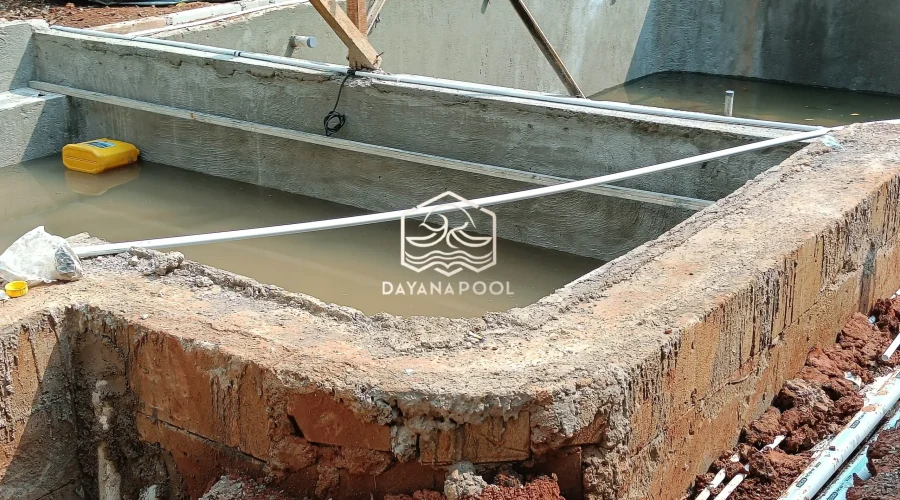 proses waterprofing kolam renang