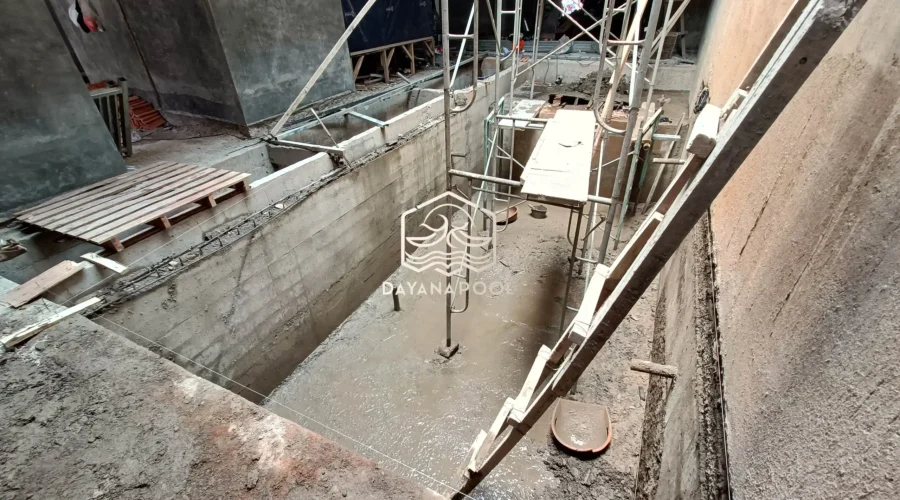 proses waterprofing kolam renang