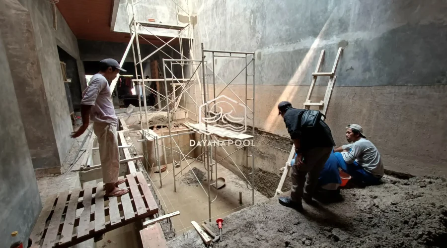 proses waterprofing kolam renang
