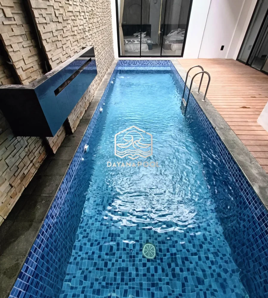 kolam renang skimmer yang baru selesai di renovasi oleh dayanapaool