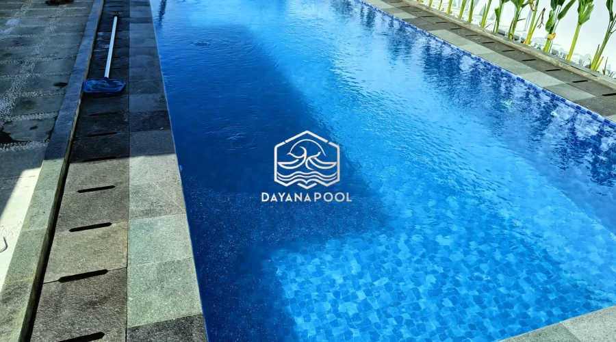 kolam renang full overflow