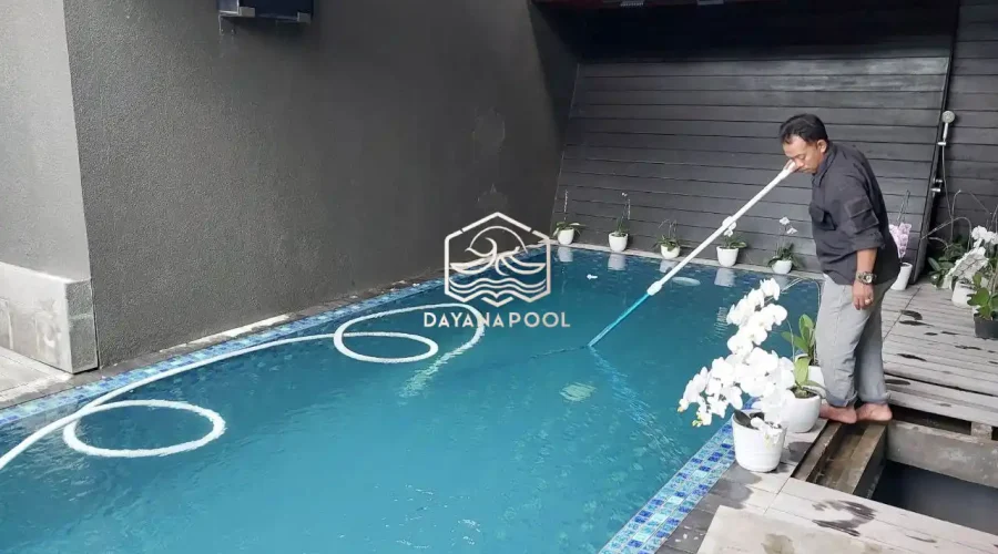 perawatan kolam renang oleh tim ahli dayanapool